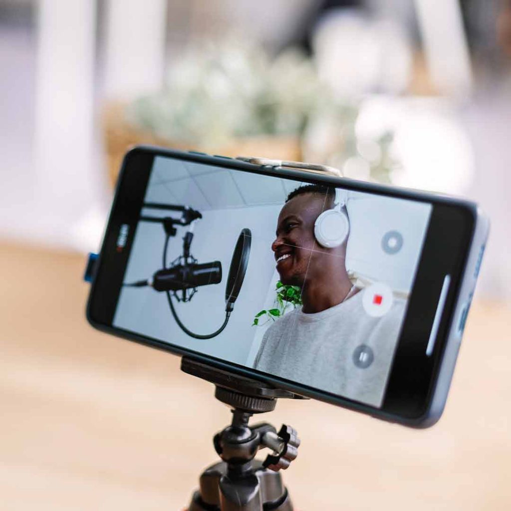 Introdução à produção de moda, por Casa de Criadores